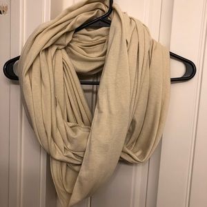 Infinity scarf
